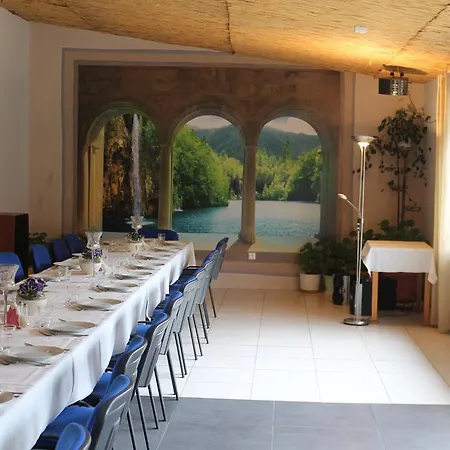 Samsara Farm stay Lukta